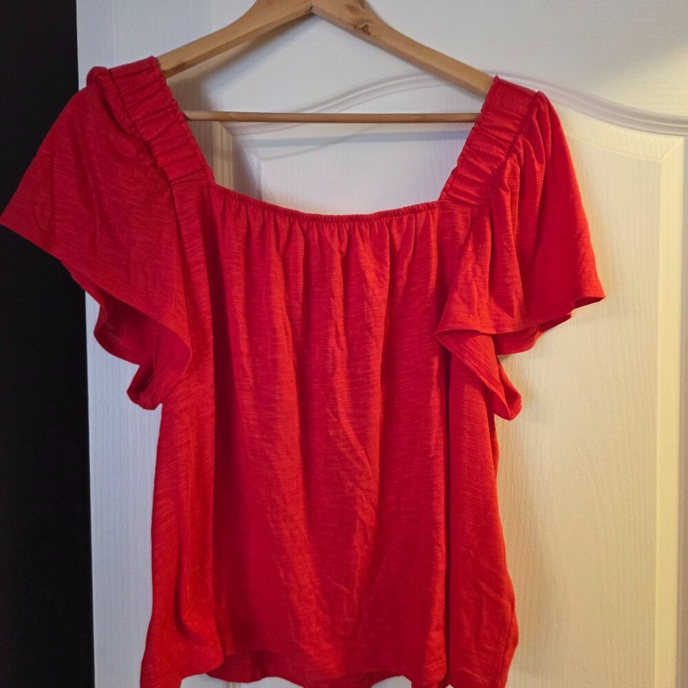 Flutter short sleeve top